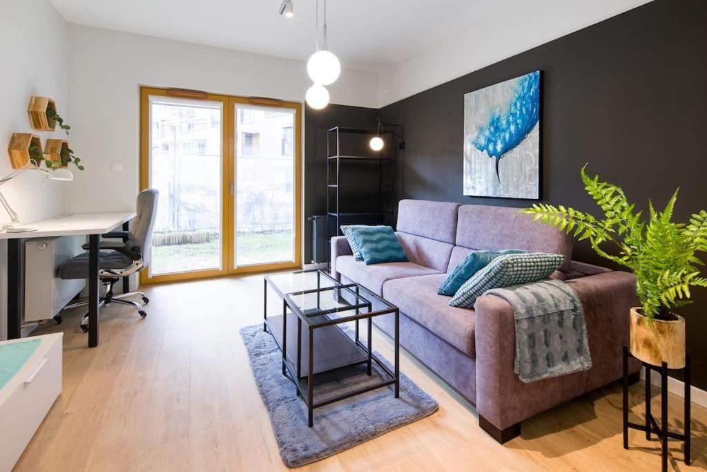 Modern Apt Next To Train Station Krakow Exterior photo